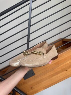 Donald Pliner Balinda Loafers Size 9 Excellent Condition